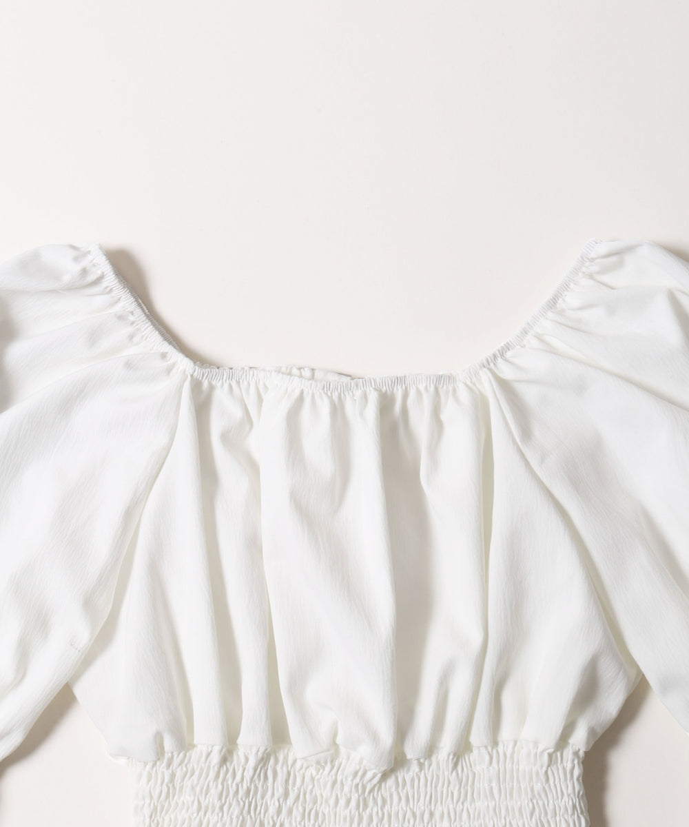 パフスリーブリボンブラウス