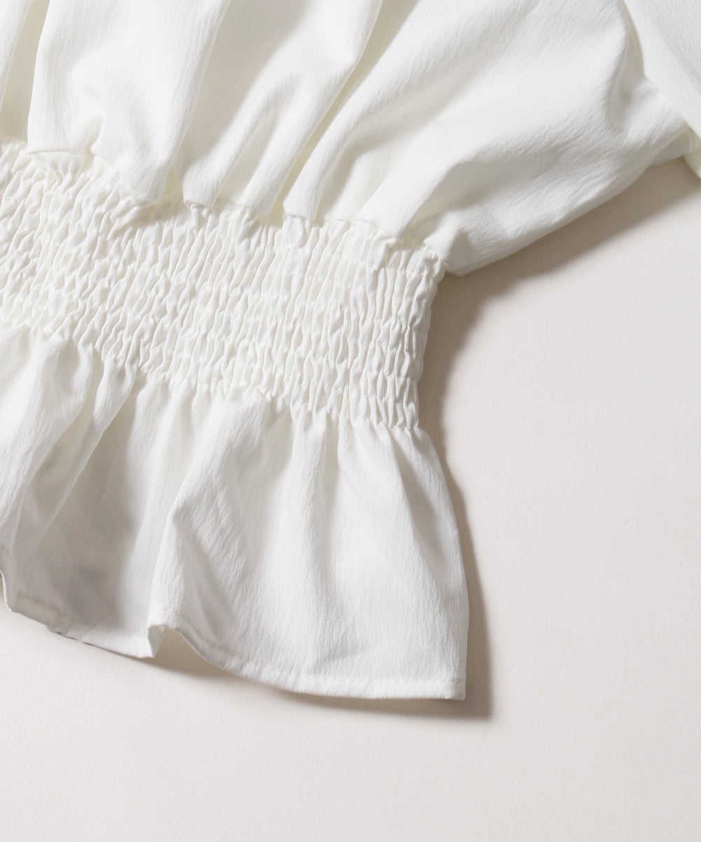 パフスリーブリボンブラウス