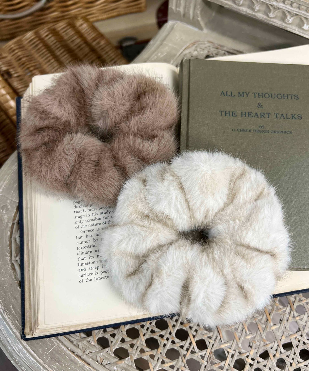 フェイクファーシュシュ