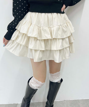 ホワイトアイボリー モデル：160㎝ F着用