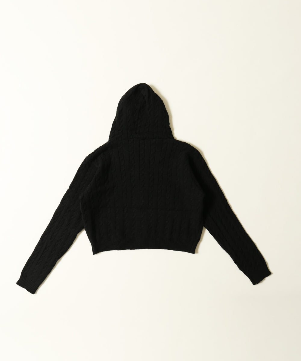 コンパクトケーブルニットパーカー