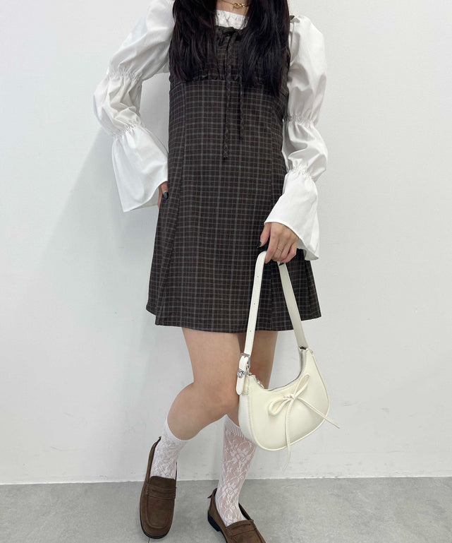 ブラウン モデル：157㎝ F着用