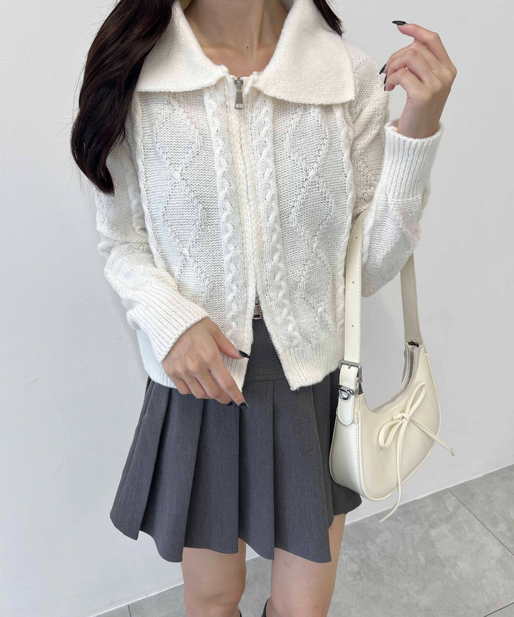 ホワイトアイボリー モデル：157㎝ F着用