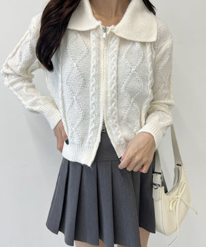 ホワイトアイボリー モデル：157㎝ F着用