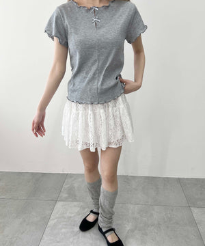 ホワイト モデル：160㎝ F着用