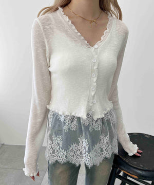 ホワイト モデル：160㎝ F着用