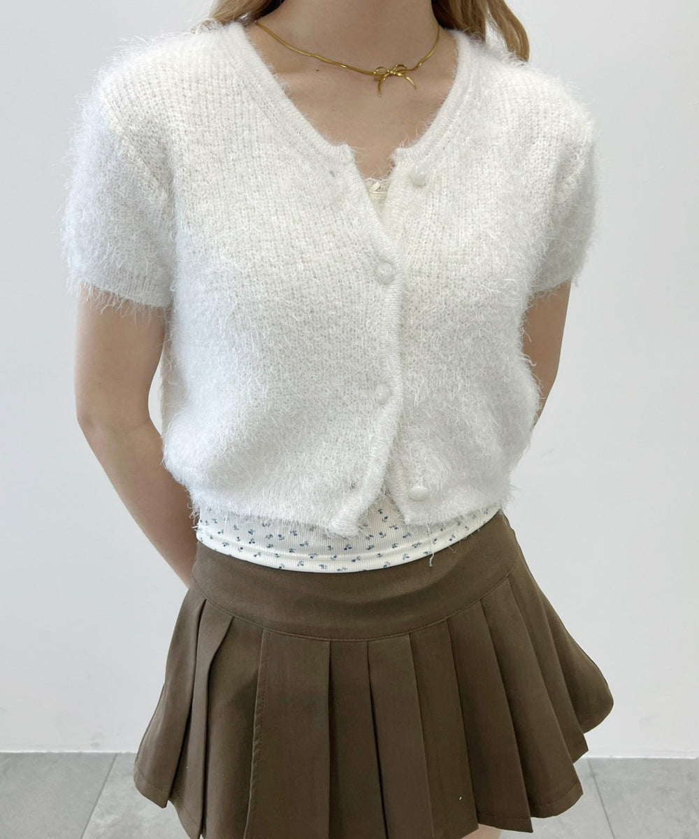 ホワイト モデル：160㎝ F着用