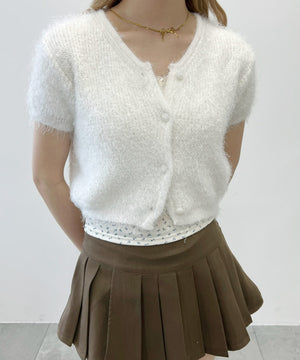 ホワイト モデル：160㎝ F着用