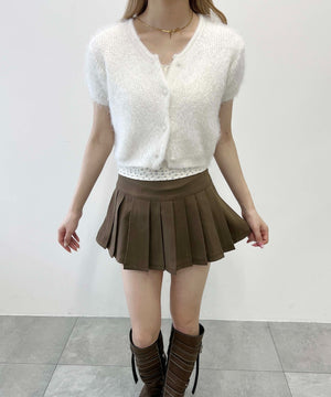 ホワイト モデル：160㎝ F着用