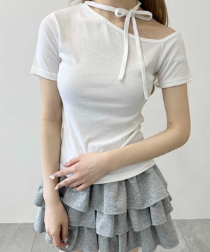 ホワイト モデル：160㎝ F着用