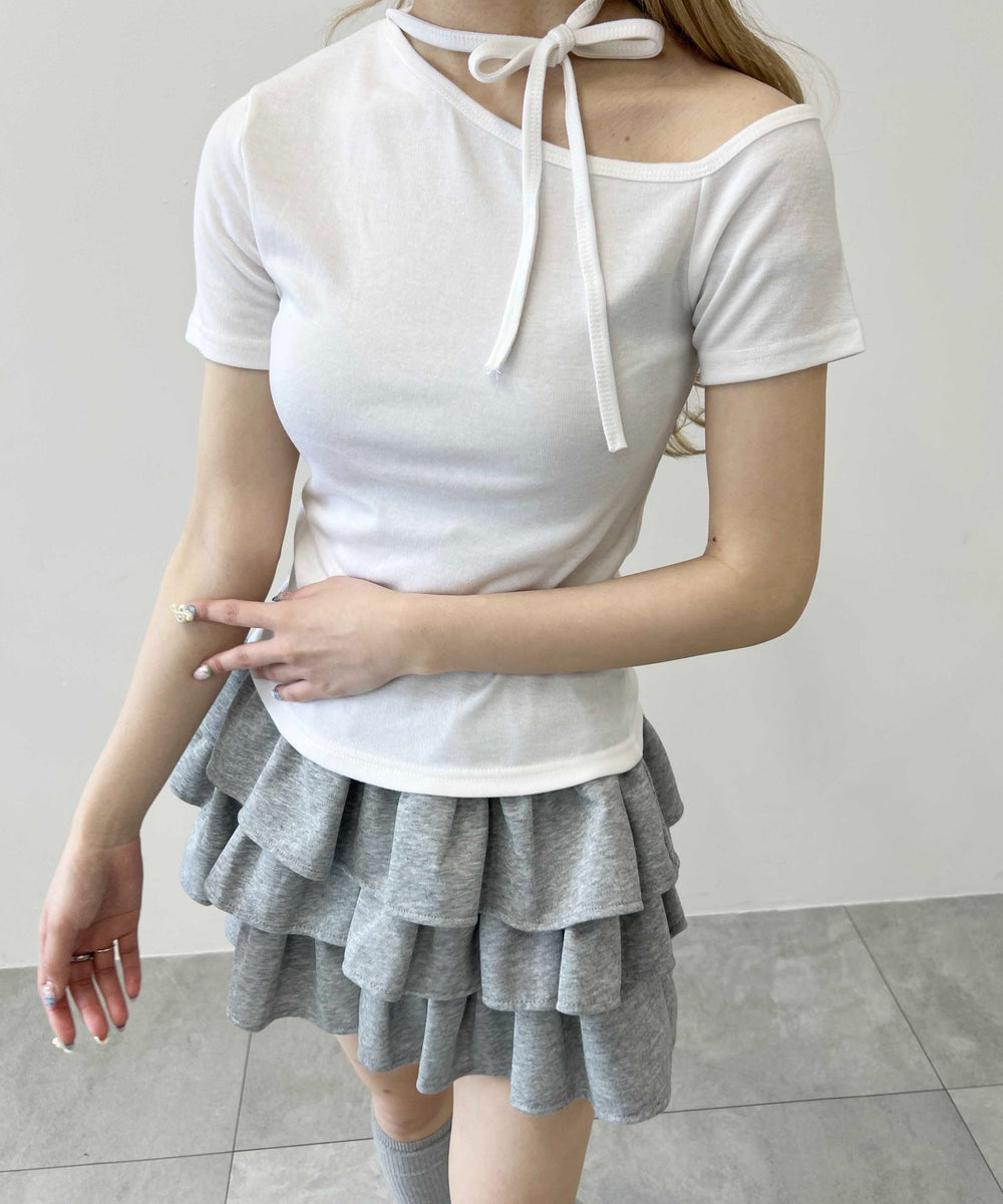 ホワイト モデル：160㎝ F着用