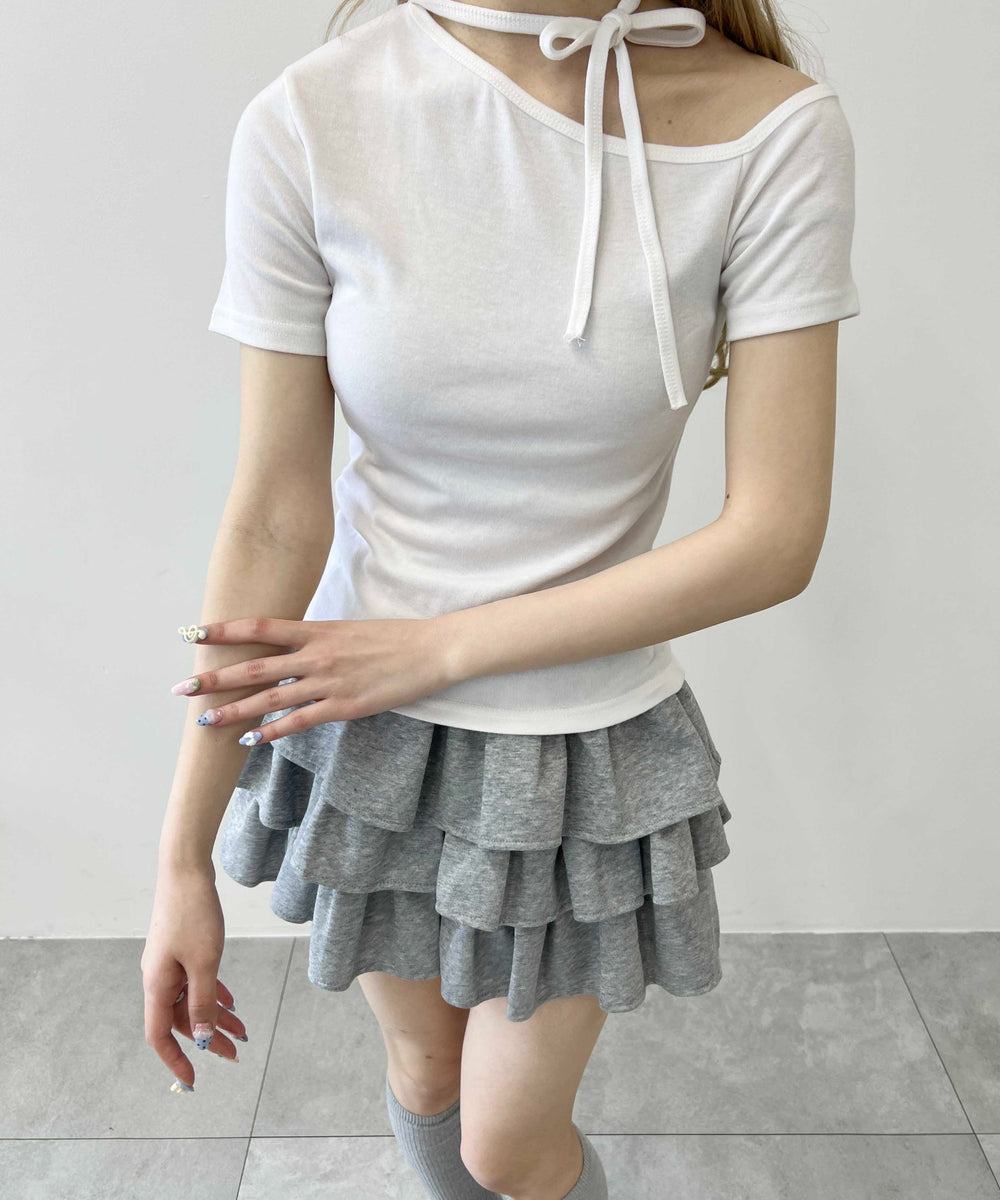 ホワイト モデル：160㎝ F着用