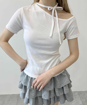 ホワイト モデル：160㎝ F着用