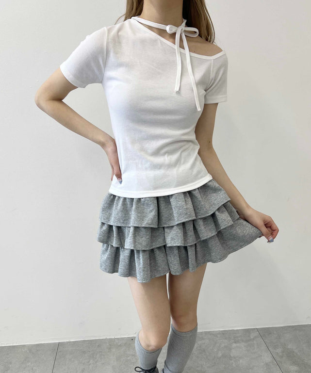 ホワイト モデル：160㎝ F着用