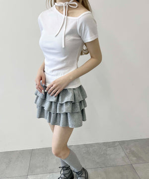 ホワイト モデル：160㎝ F着用