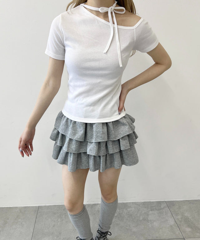 ホワイト モデル：160㎝ F着用