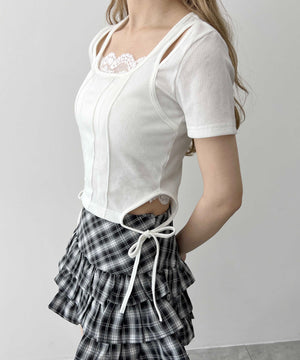 ホワイト モデル：160㎝ F着用