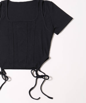 オープンショルダートップス