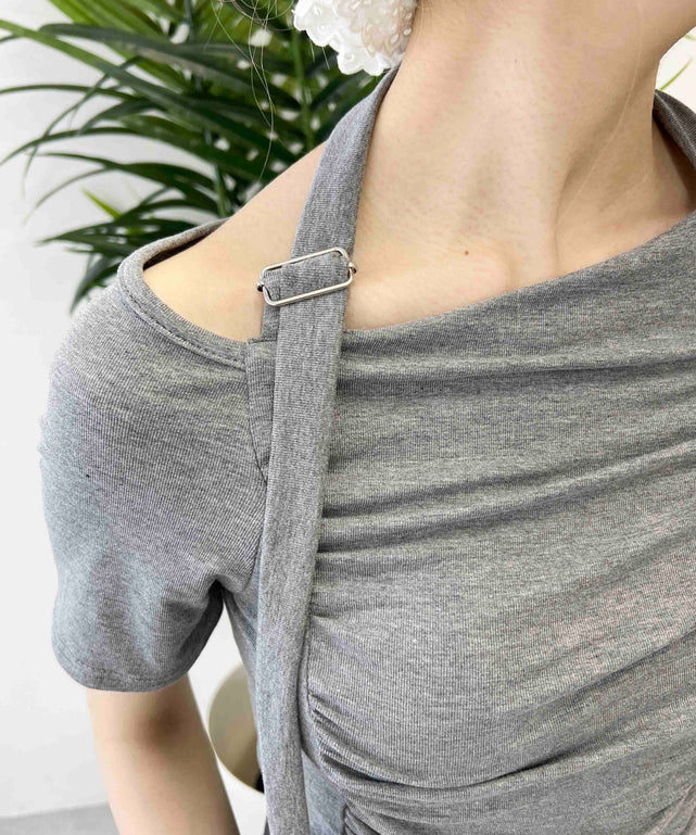 グレー モデル：160㎝ F着用