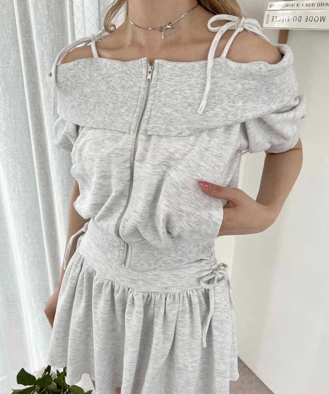 グレー モデル：160㎝ F着用