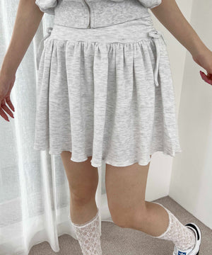 グレー モデル：160㎝ F着用