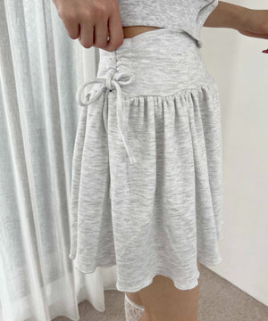 グレー モデル：160㎝ F着用