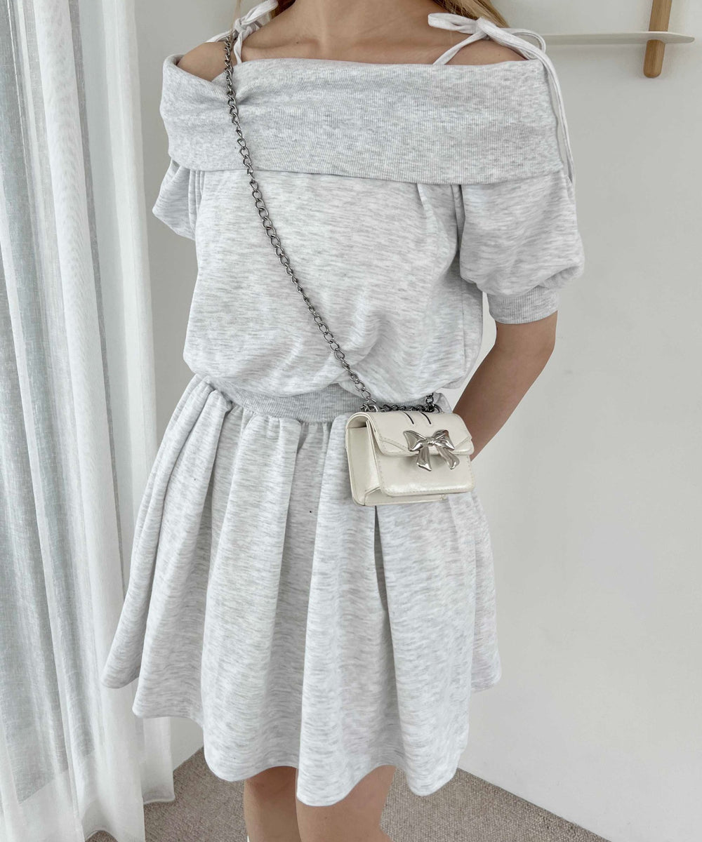 グレー モデル：160㎝ F着用