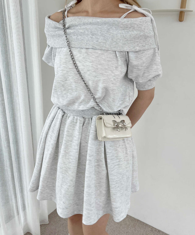 グレー モデル：160㎝ F着用