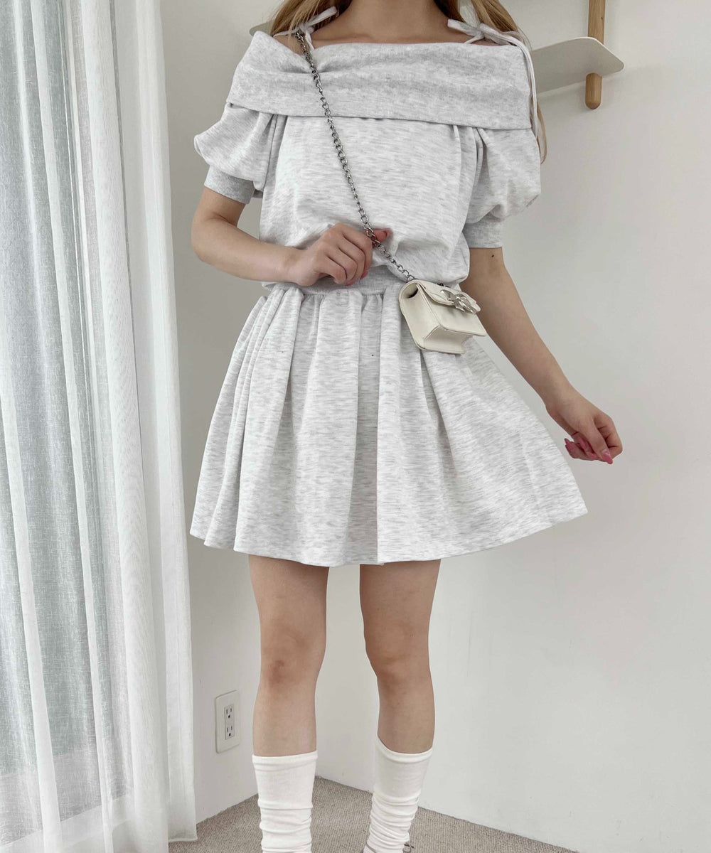 グレー モデル：160㎝ F着用