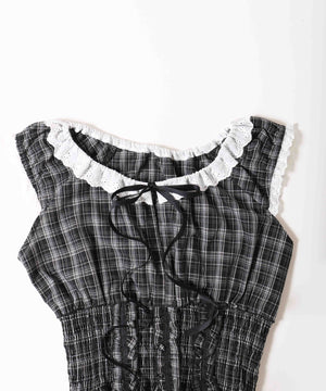 フリルノースリーブチェックブラウス