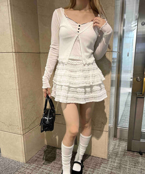 ホワイト モデル：160㎝ F着用