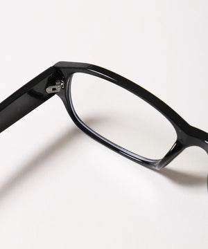 スクエアデザインメガネ