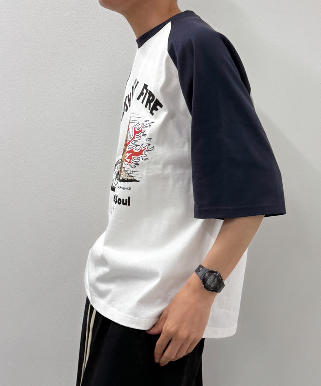 ネイビー モデル：175cm L着用