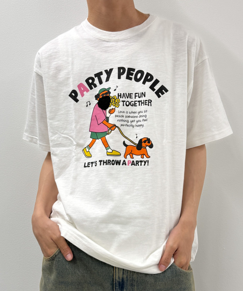 ホワイト モデル：175cm M着用