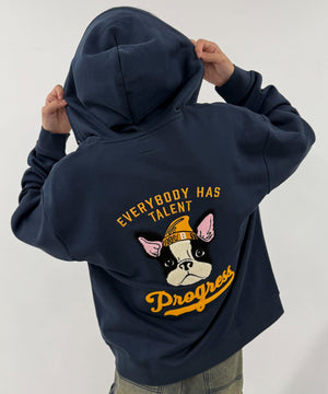 ネイビー モデル：175cm L着用