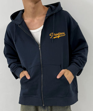 ネイビー モデル：175cm L着用