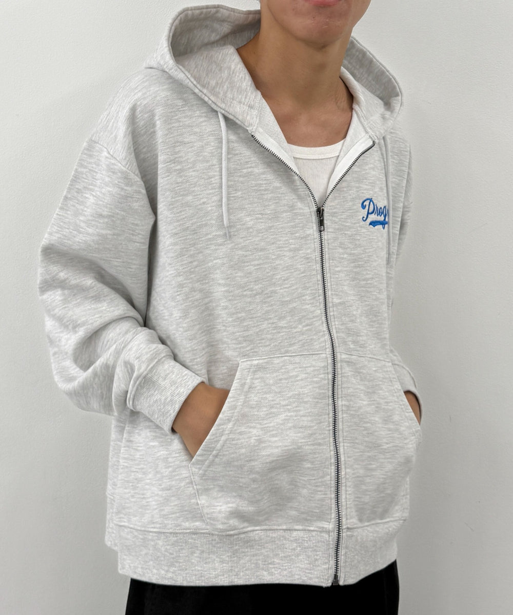 アッシュグレー モデル：175cm L着用