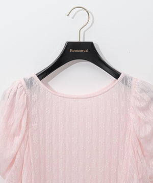 パフスリーブレースレオタード