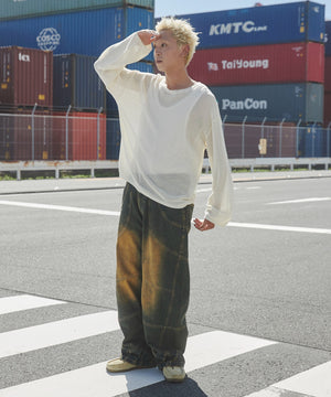 オフホワイト　モデル：178㎝　L着用