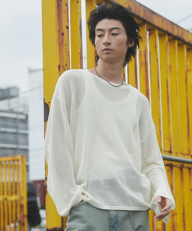 オフホワイト モデル：180cm L着用