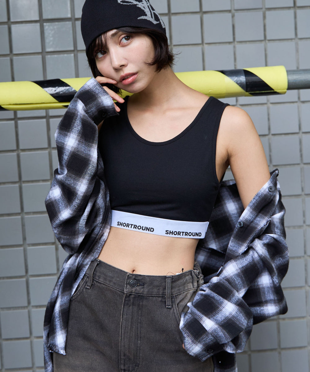 ブラック モデル：160cm サイズS着用