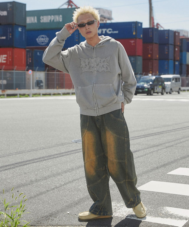 グレー　モデル：178㎝　L着用