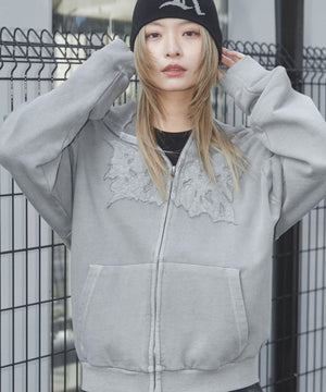 グレー モデル：169cm L着用