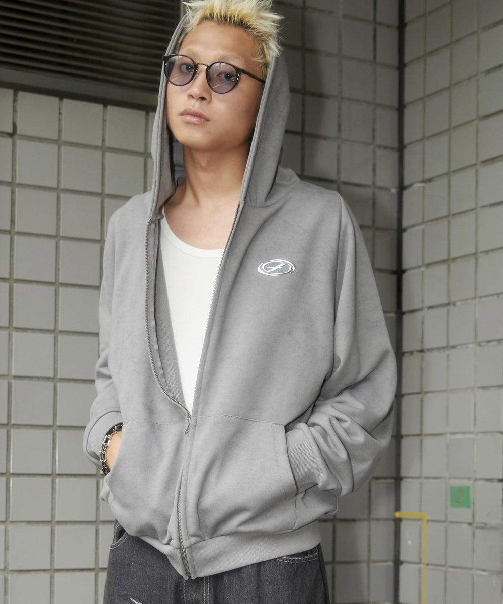 グレー モデル：178cm L着用