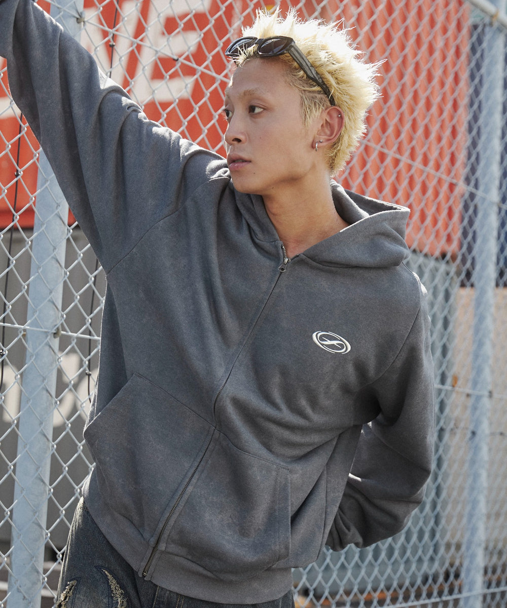 スミクロ　モデル：178㎝　L着用