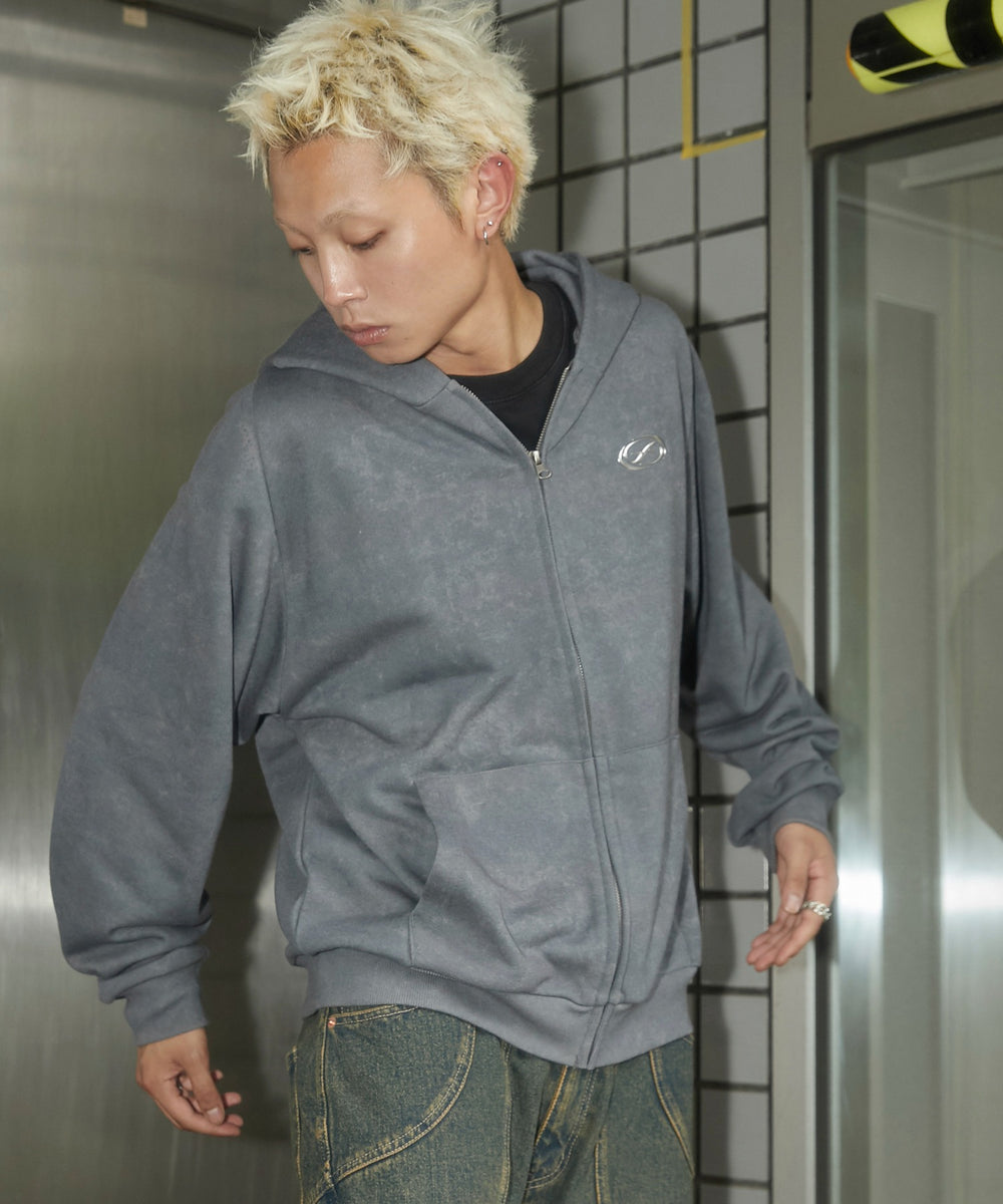 スミクロ モデル：178cm L着用