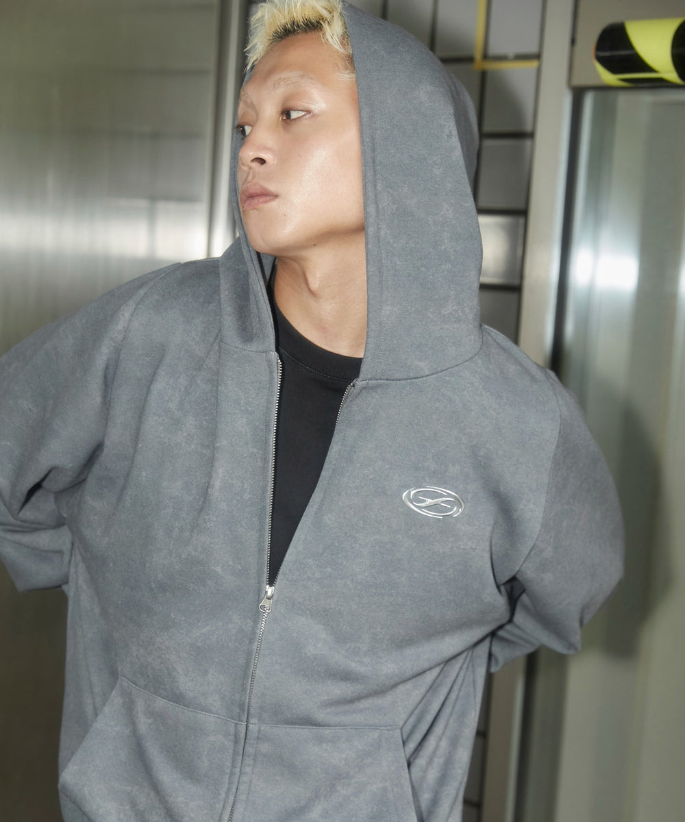 スミクロ モデル：178cm L着用