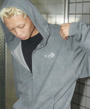 スミクロ モデル：178cm L着用