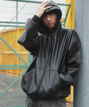 ブラック モデル：180cm L着用