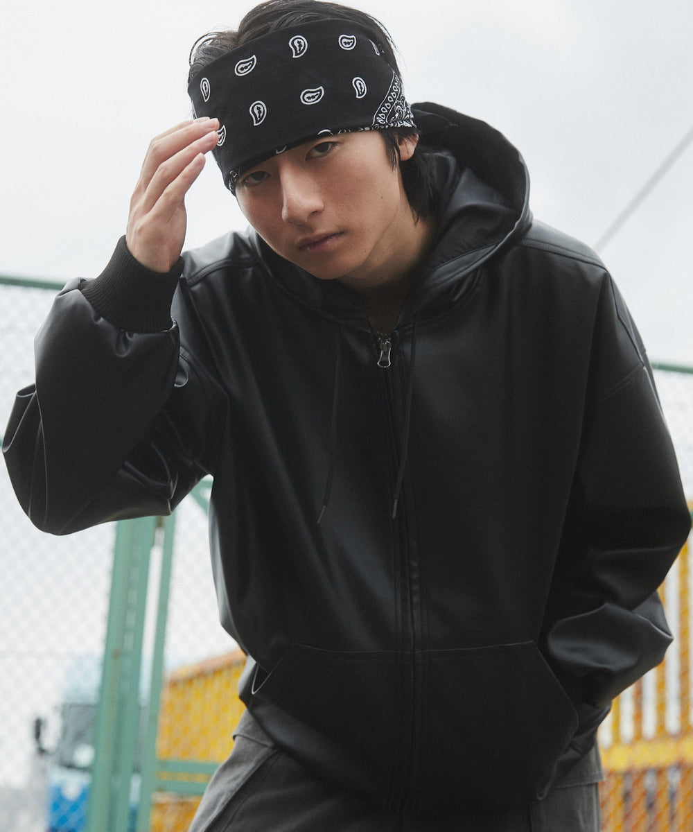 ブラック モデル：180cm L着用